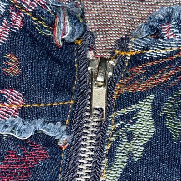 URBAN OUTFITTERS Scarlett Floral Embroidered Denim Sweetheart Mini Dress XL - Picture 9 of 12